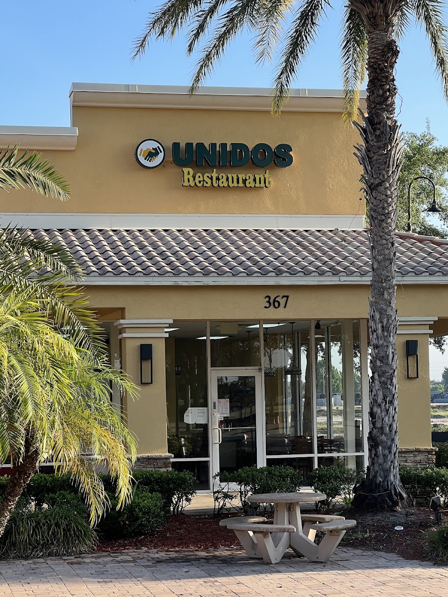 Unidos Restaurant